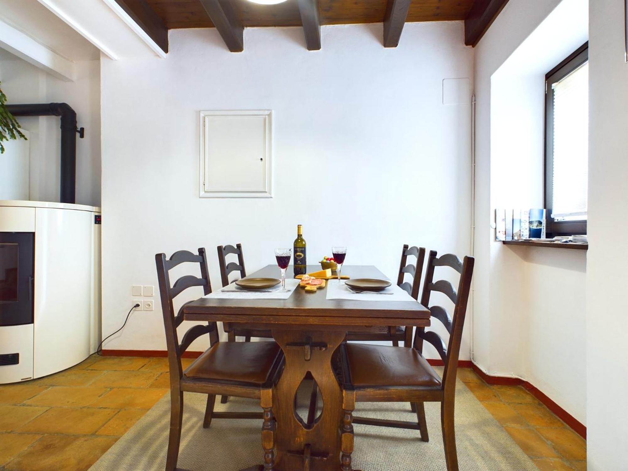 Вилла Antica Torre Del Castello Casa Ceresiana Carabietta Экстерьер фото